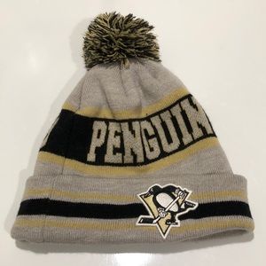 Pittsburgh Penguins New Era pom-pom beanie